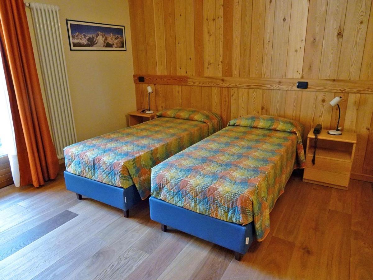 Hotel Aigle كورمايور المظهر الخارجي الصورة