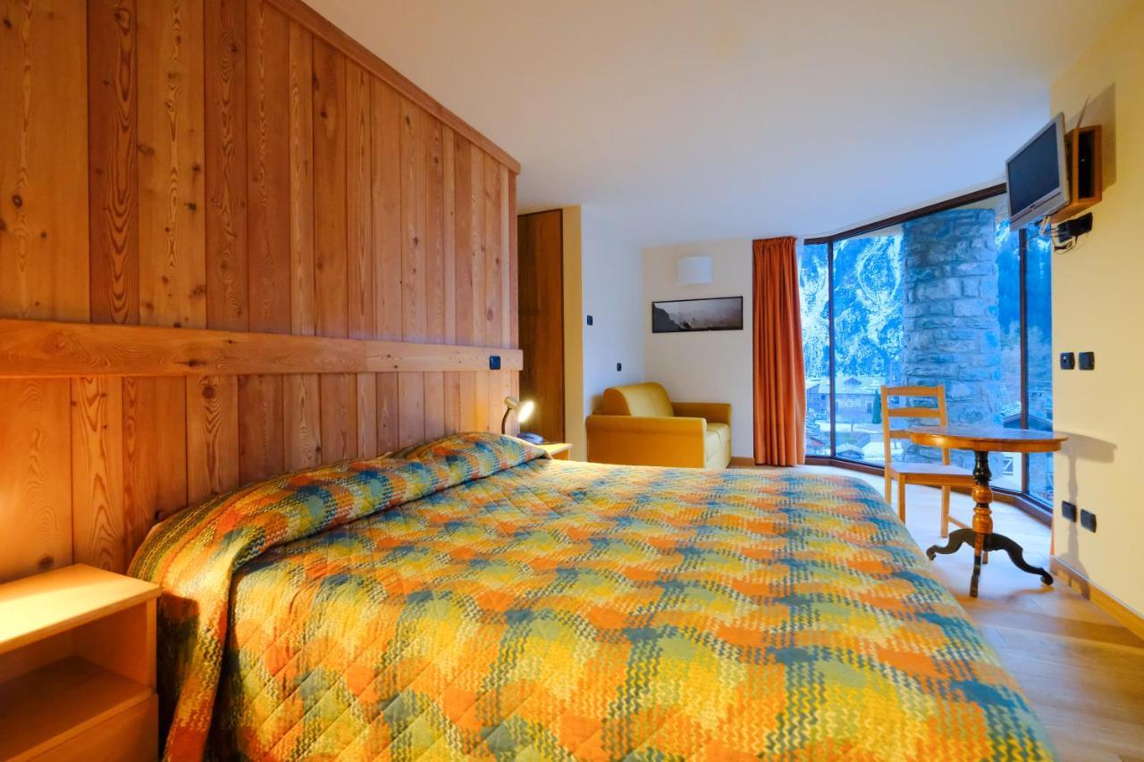 Hotel Aigle كورمايور المظهر الخارجي الصورة