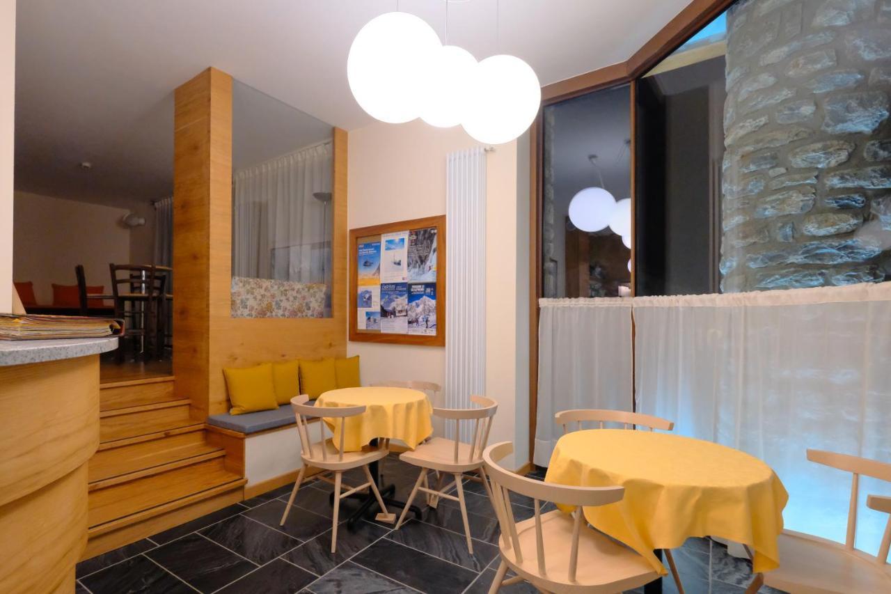 Hotel Aigle كورمايور المظهر الخارجي الصورة