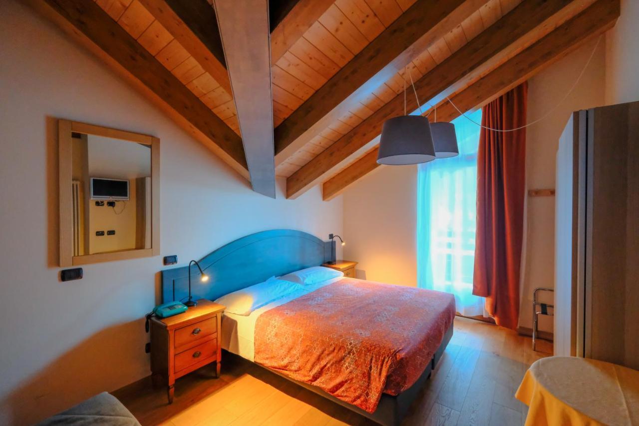 Hotel Aigle كورمايور المظهر الخارجي الصورة
