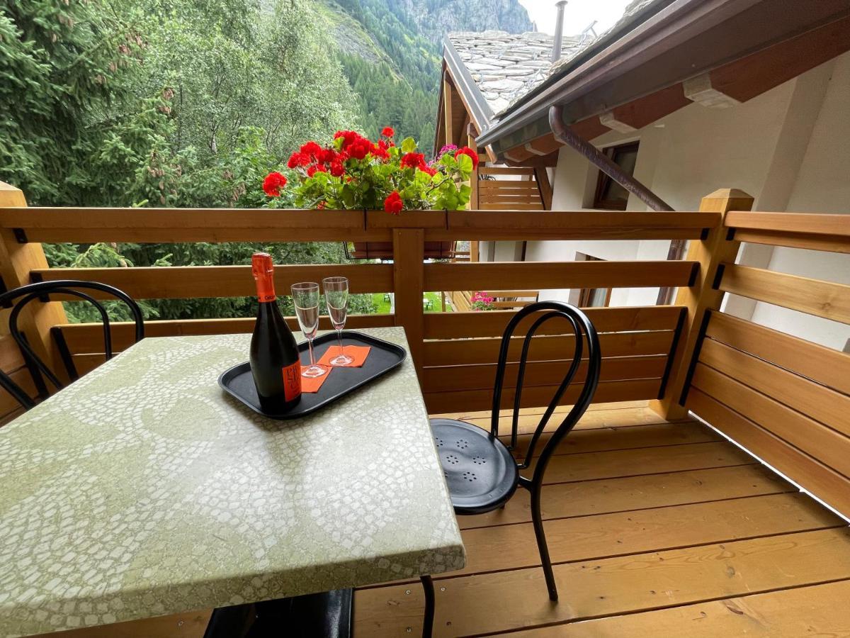 Hotel Aigle كورمايور المظهر الخارجي الصورة